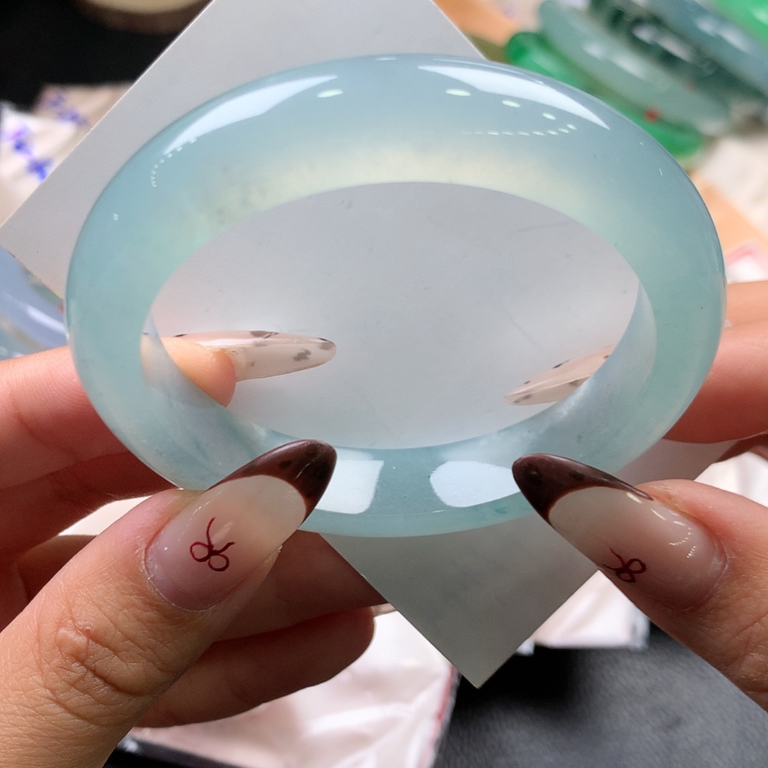 蓉***々翡翠未镶嵌手镯分单4号炸光