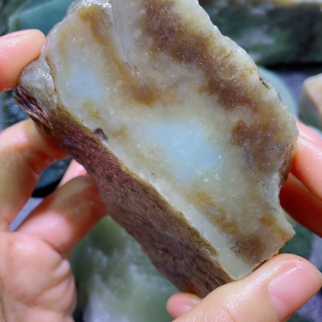 和田玉未镶嵌珠宝半成品