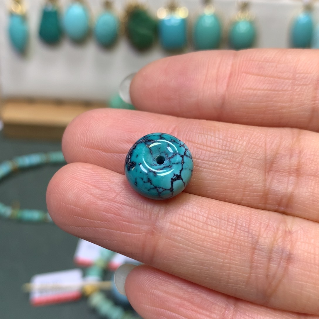 绿松石配饰未镶嵌