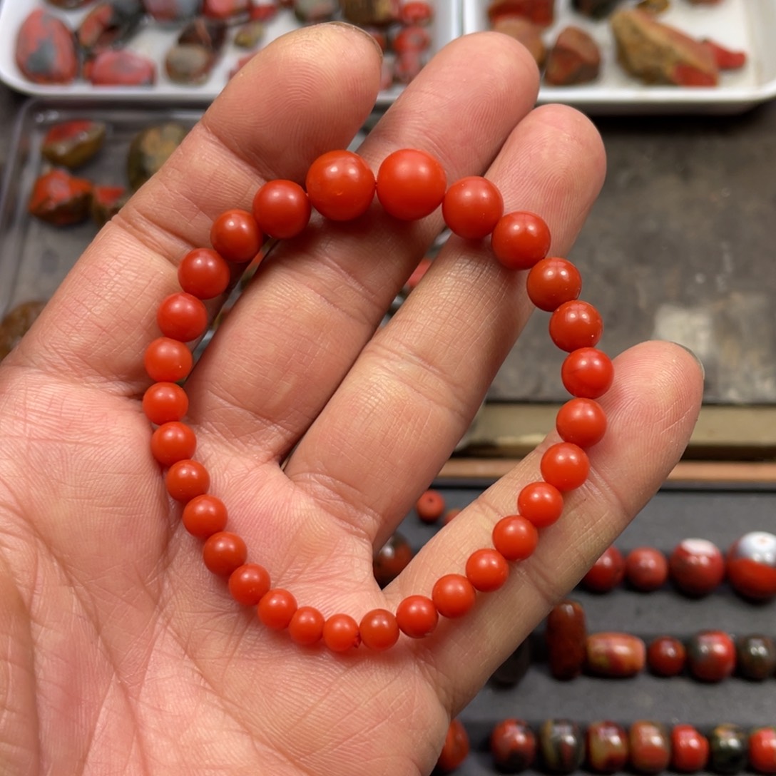 南红玛瑙手链合金