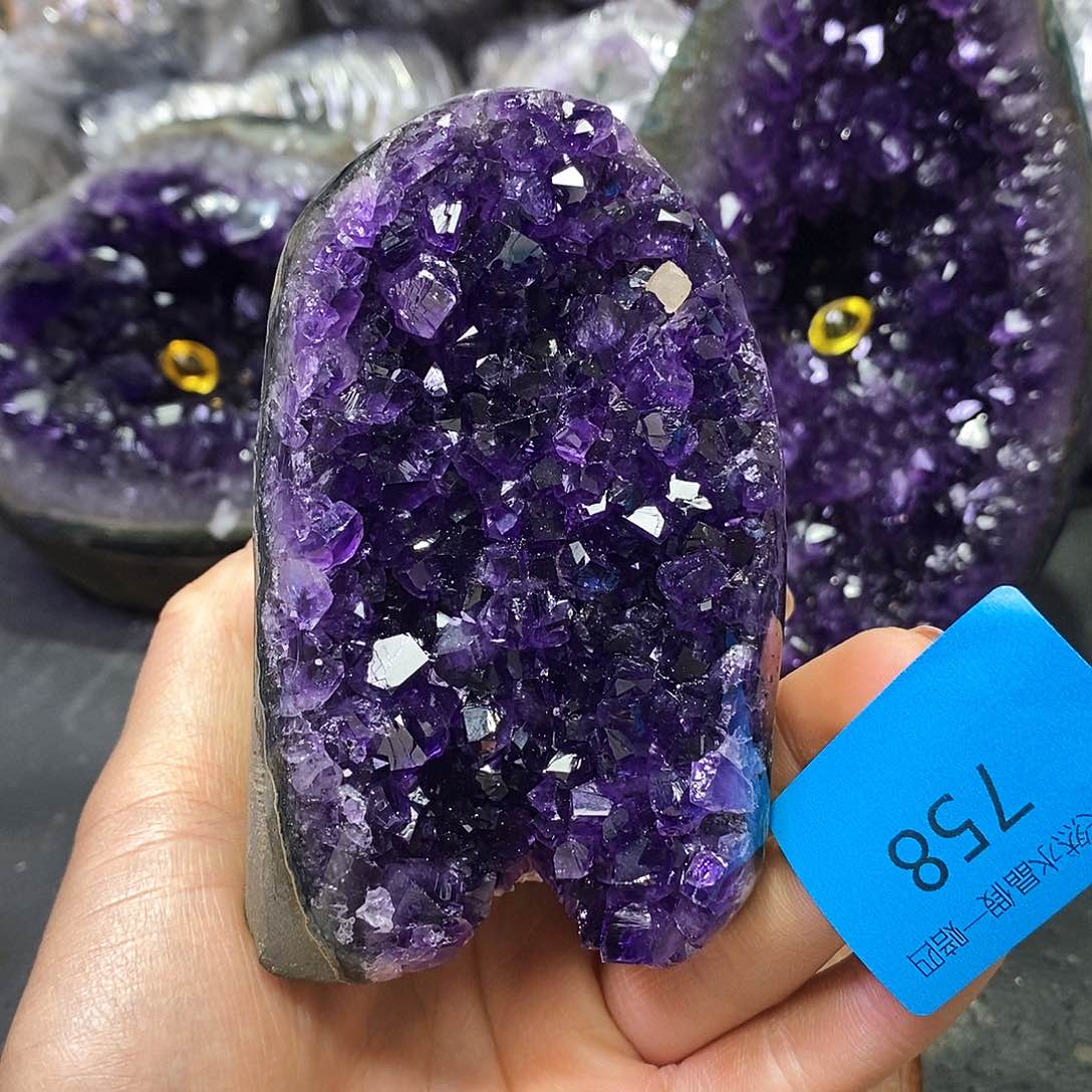 水晶大型摆件（非配饰）未镶嵌