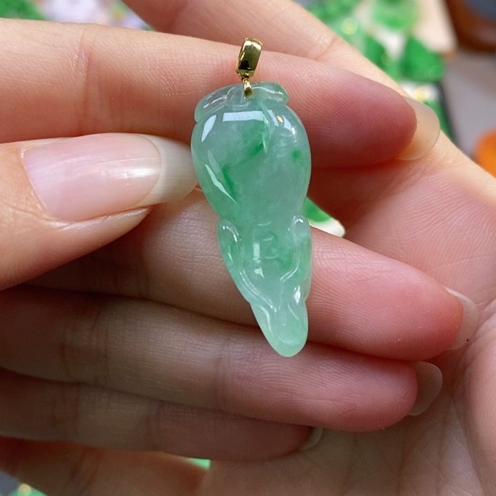 颈饰未镶嵌翡翠吊坠