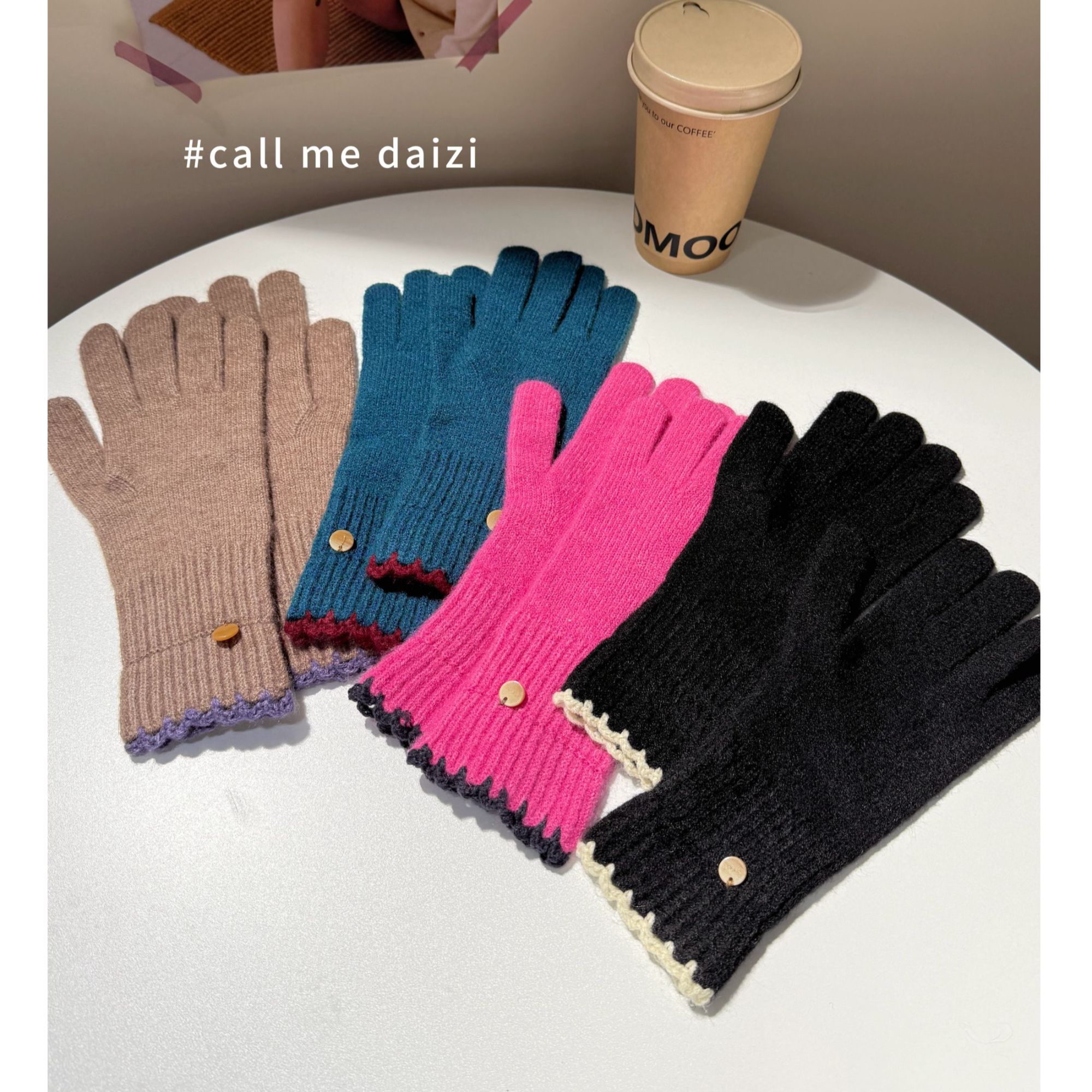 ins韩系新款博主同款高级感针织毛线撞色分指冬季保暖手套