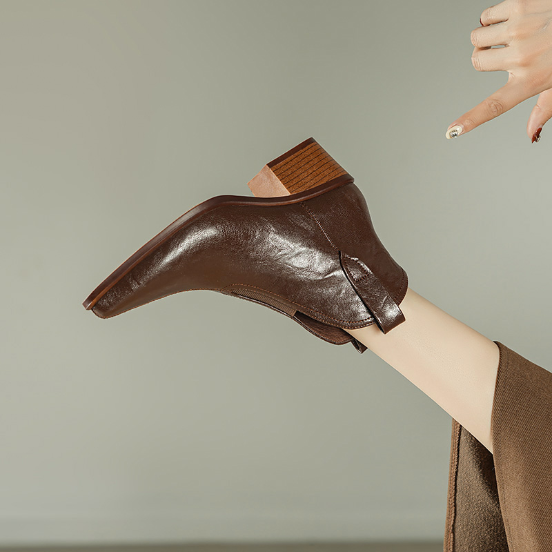 羊皮 4厘米 2023年秋冬粗跟时尚百搭气质尖头复古中跟短靴s138