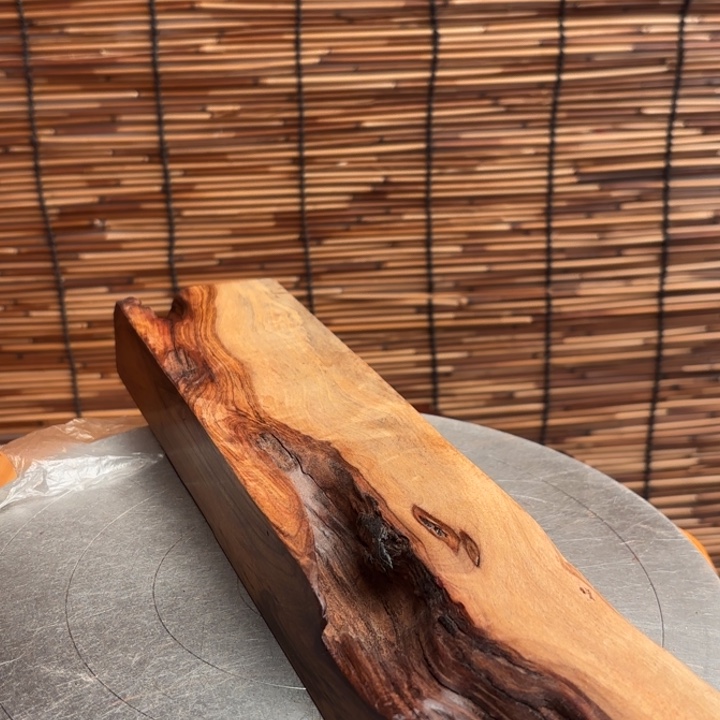 圣***名大叶紫檀（黑酸枝木类）