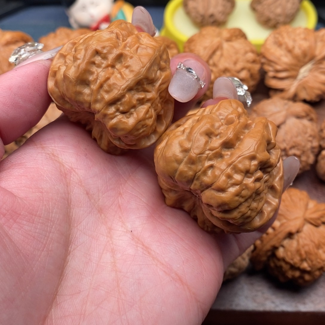 文玩核桃把件延庆肌肉蛙40克重43