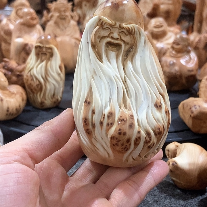 柏木（崖柏）宝****己留疤寿星