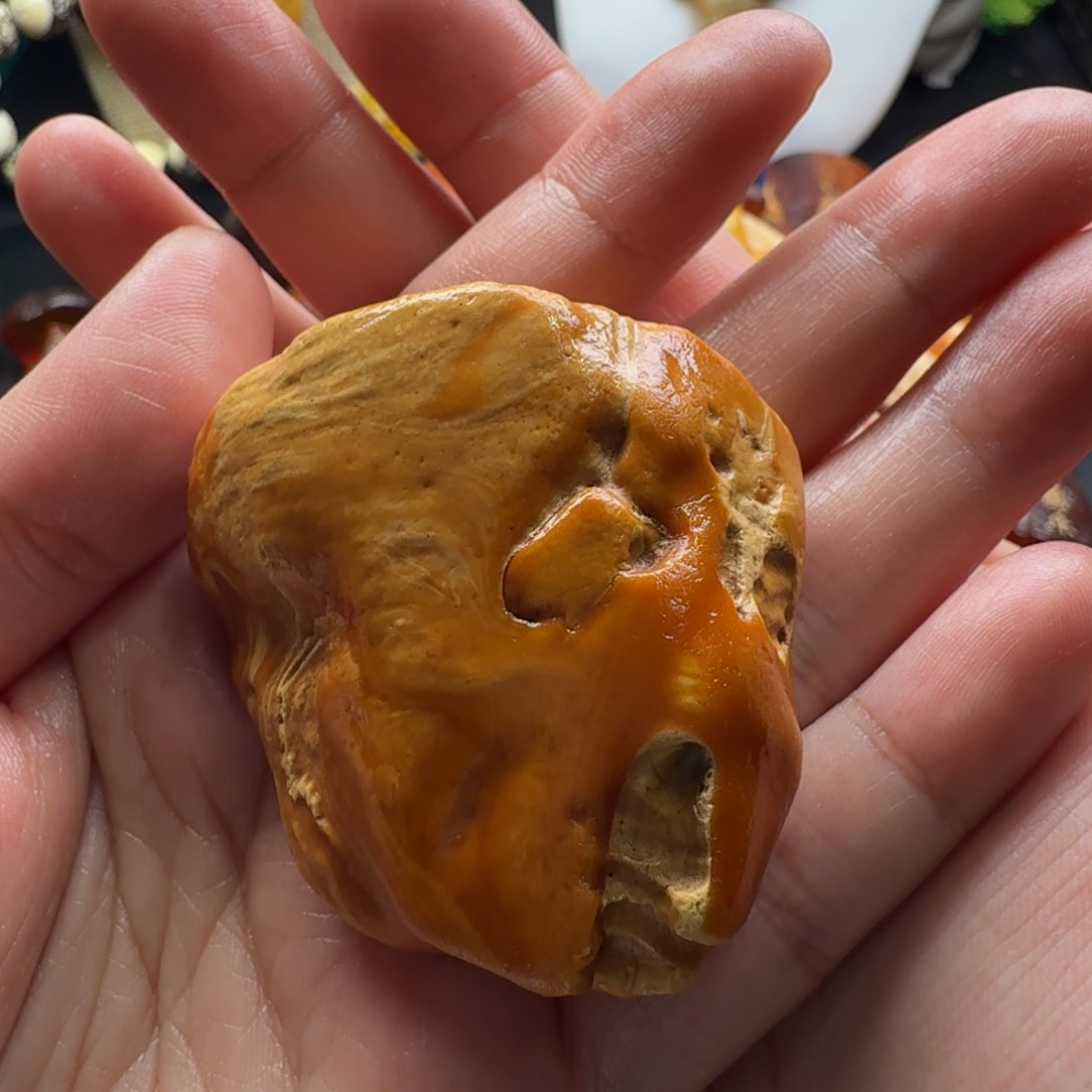 琥珀裸石未镶嵌花蜡原石把件