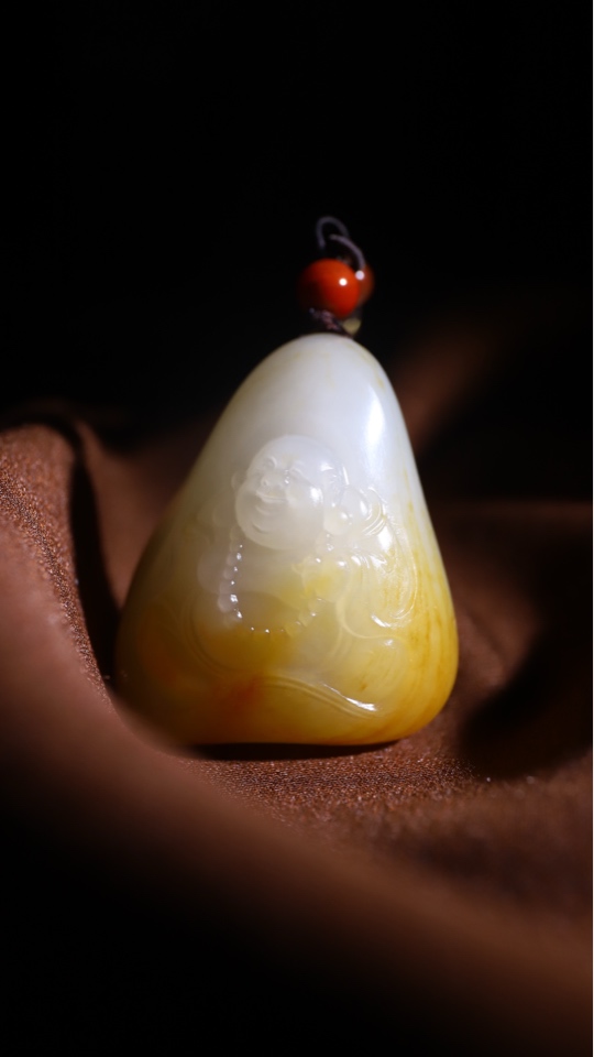 【宸宸籽玉】和田玉—独籽佛公