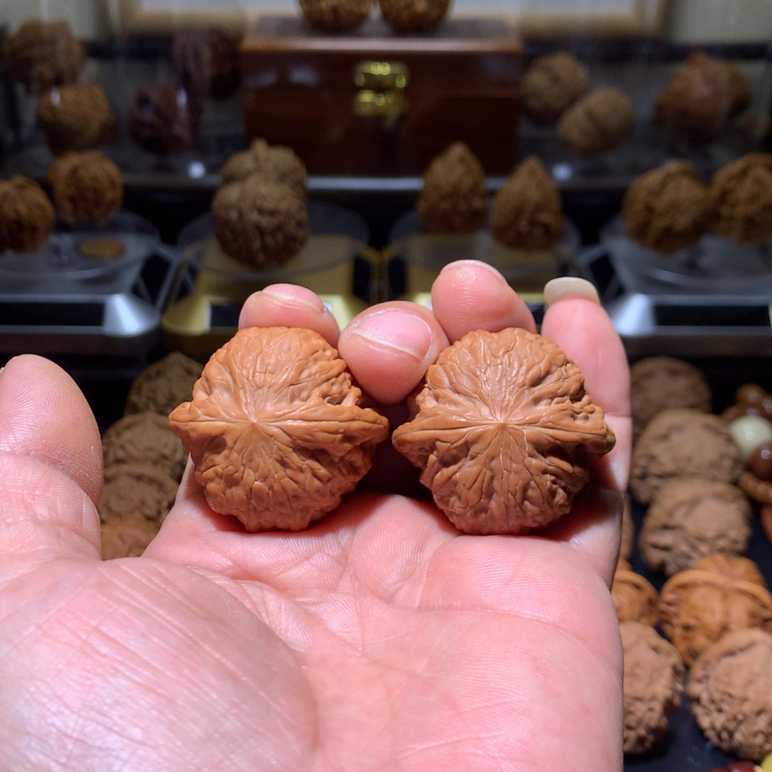 文玩核桃38+铁锤妹妹