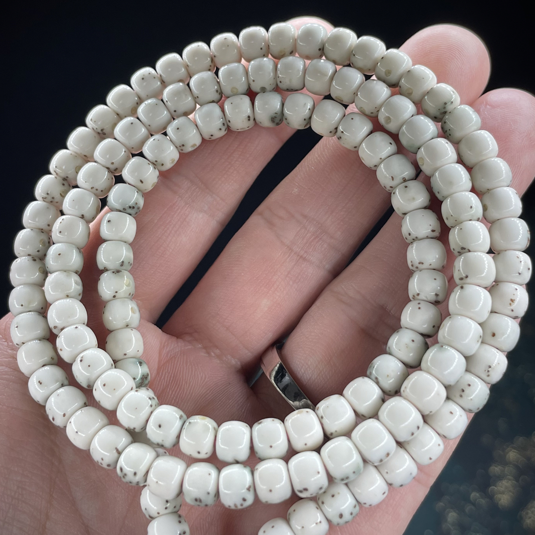 懿缘 SS双金款6×5石玉料同枝果天然月一物一图高端星月菩提文玩