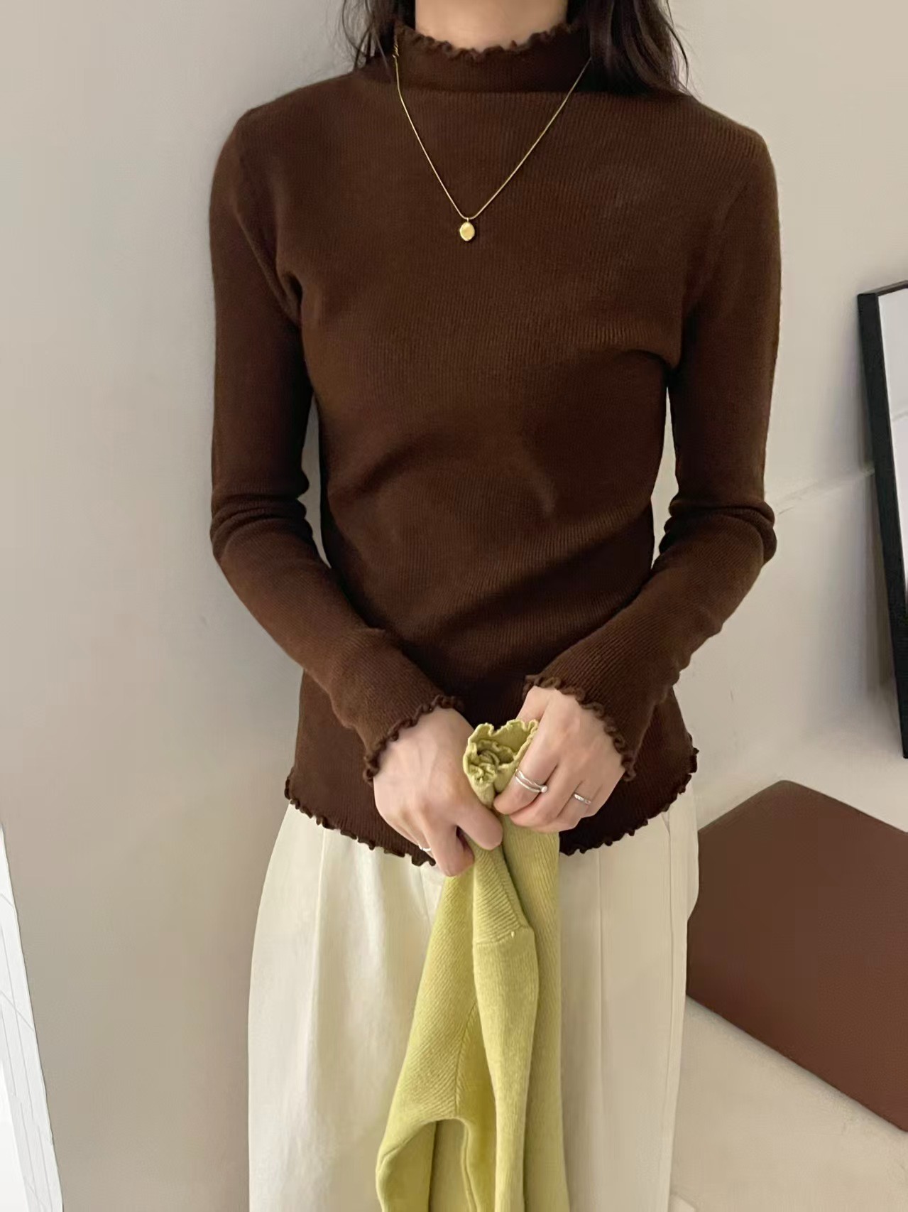 2025花边领加厚羊毛打底衫时尚毛衣修身休闲百搭水润染色