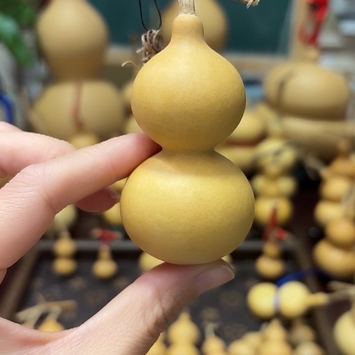 牛****精品小葫芦一把握