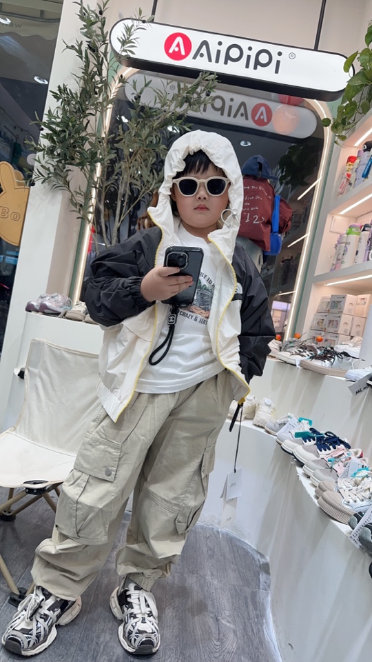 超百搭款带帽外套