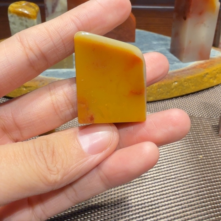 寿山石蜜**尼寿山石寿山石
