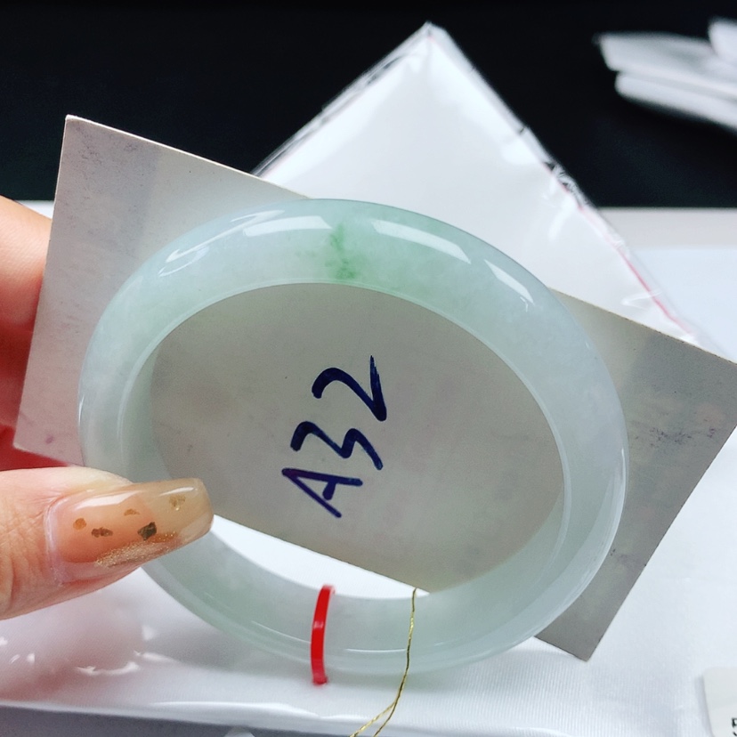 【闪购商品】翡翠手镯未镶嵌 正圈57+