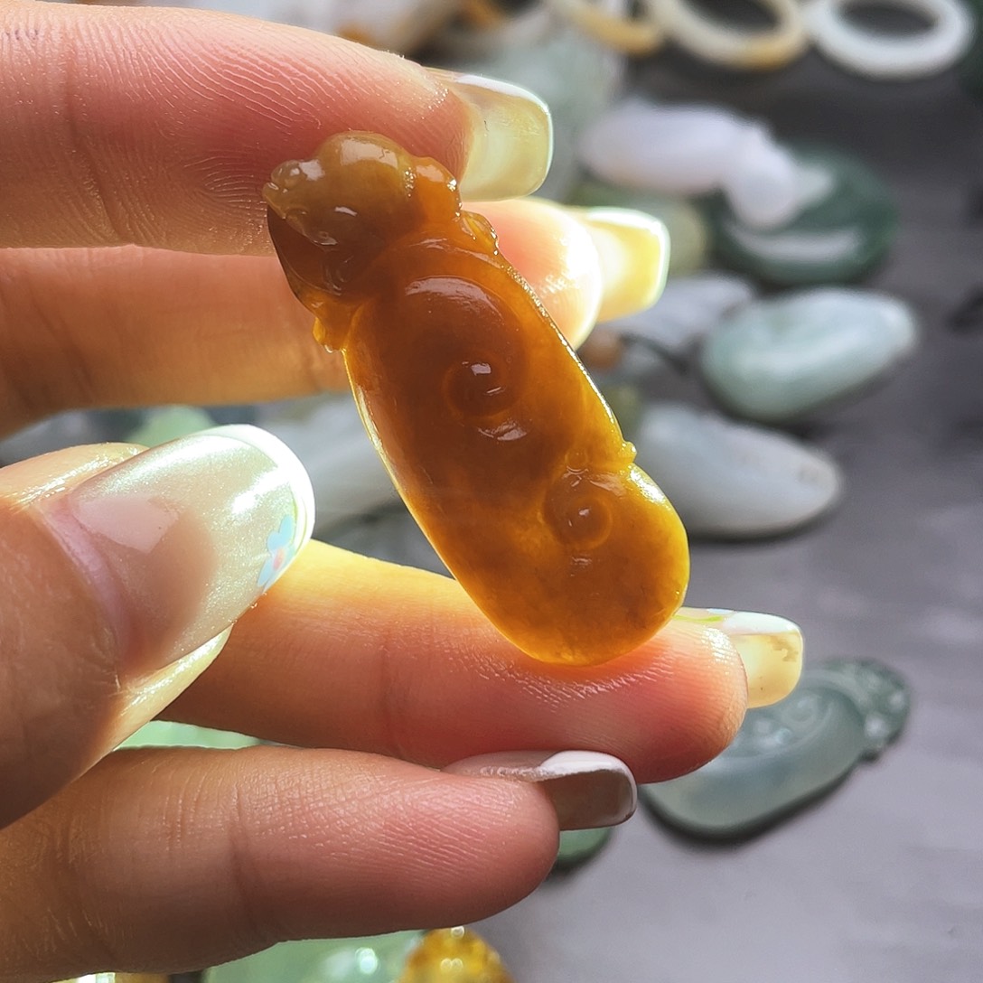 定制翡翠未镶嵌天然