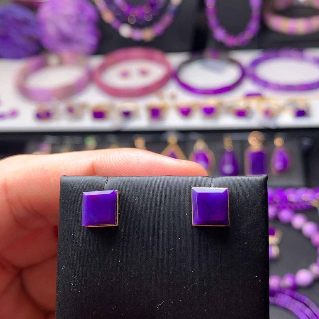 苏纪石（舒俱来）耳钉18K金镶嵌