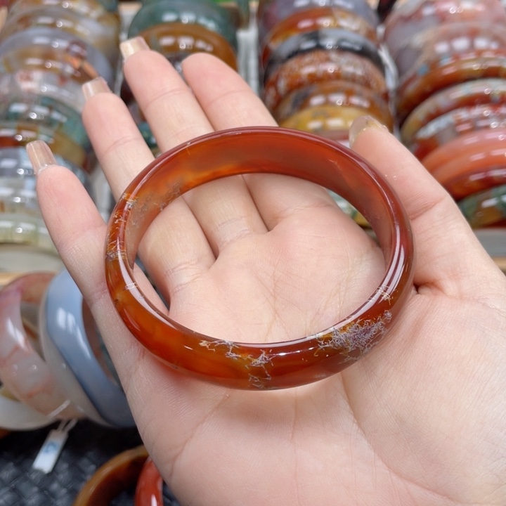 【闪购商品】玛瑙/玉髓手镯未镶嵌糖**～63.7