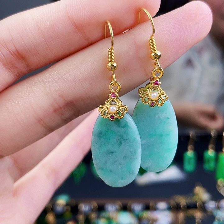 翡翠耳饰未镶嵌饰品