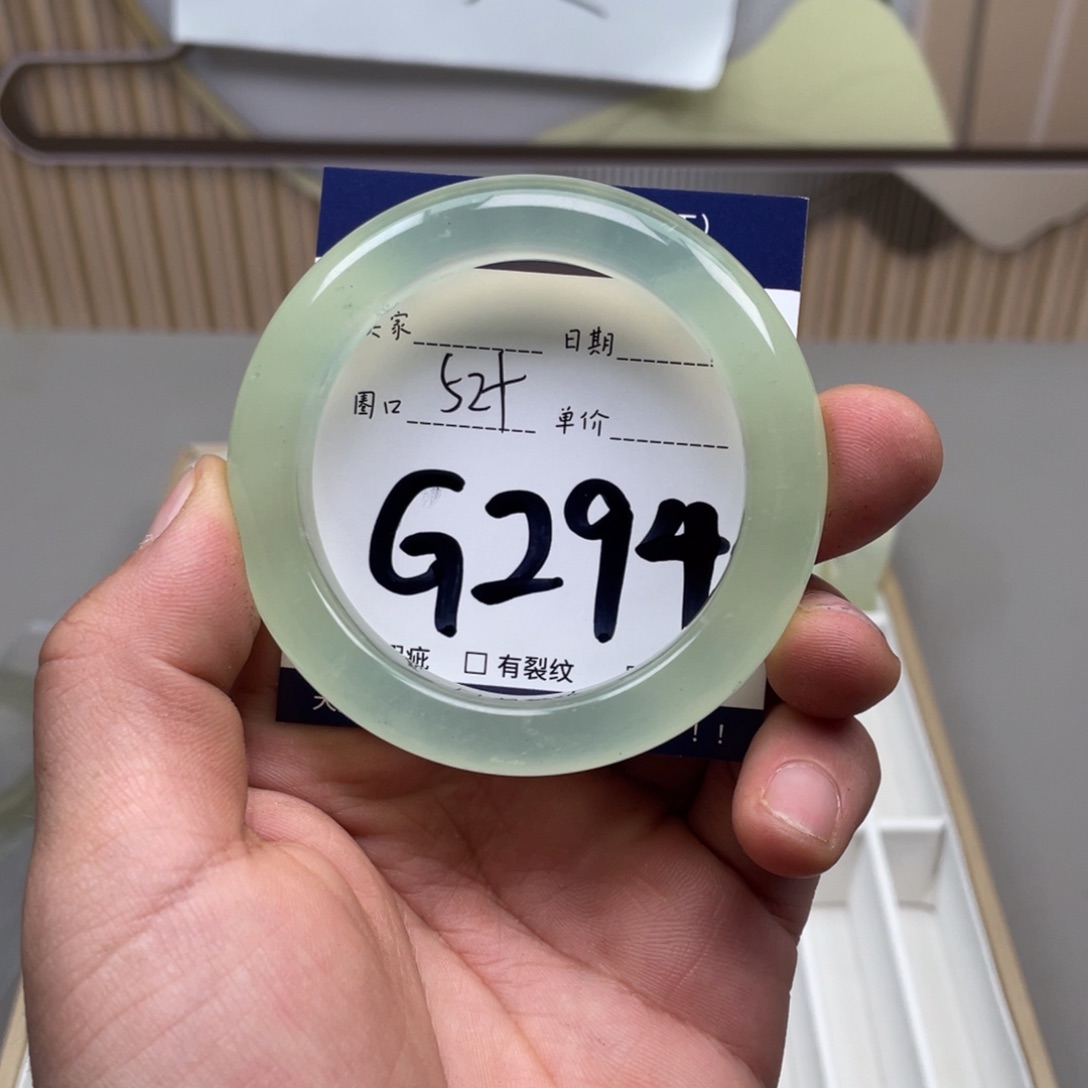 岫玉手镯手镯未镶嵌