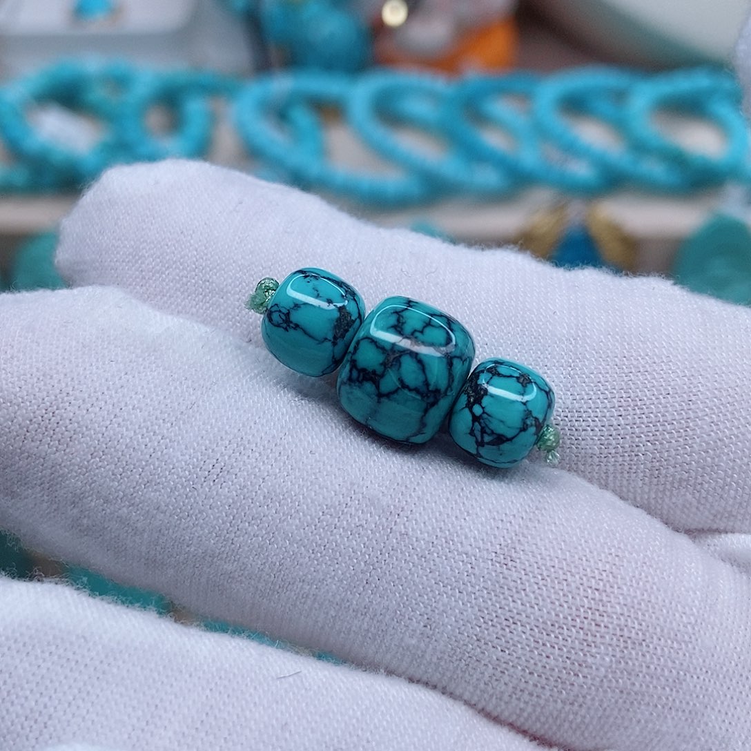 绿松石套装未镶嵌