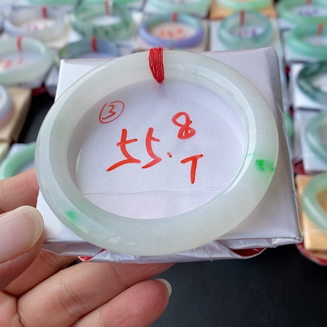 翡翠手镯未镶嵌3号链接