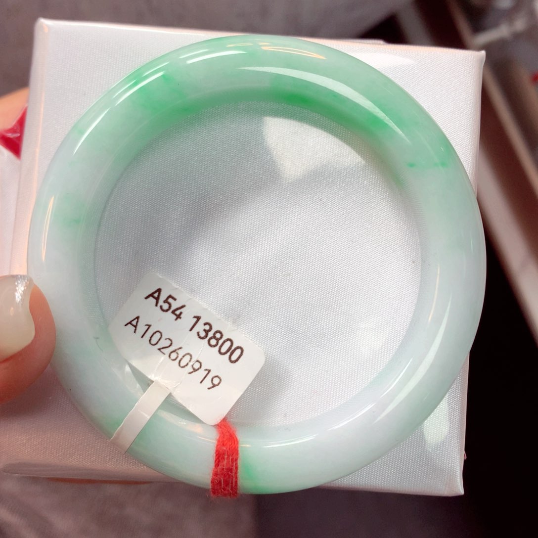 翡翠手镯未镶嵌54正23号88