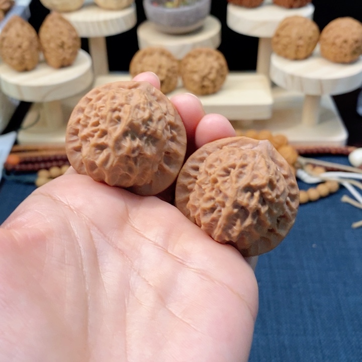 吊坠桃核瓷娃娃核桃39