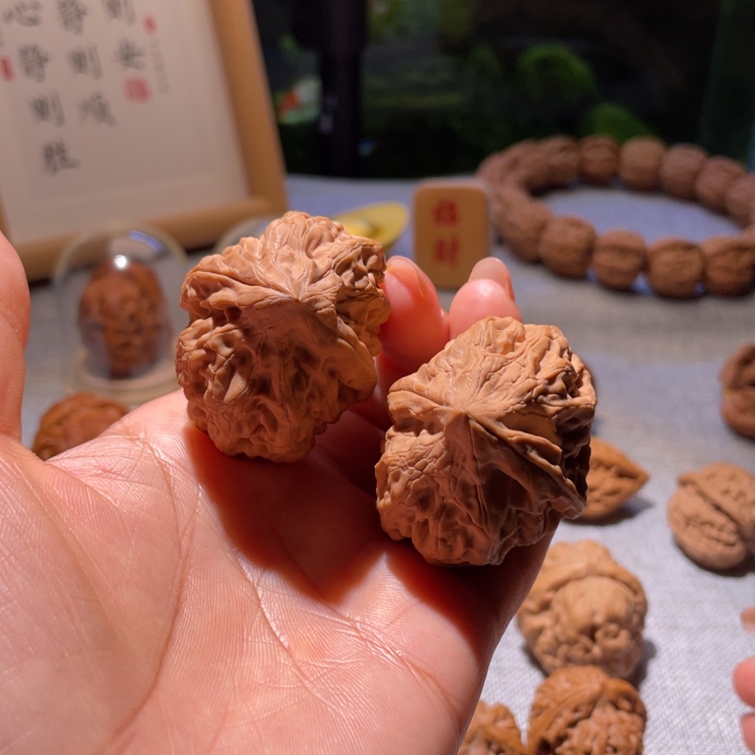 桃核把件43全品平谷火苗