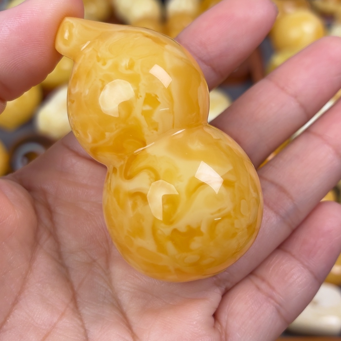 蜜蜡未镶嵌吊坠(不含链)妖花葫芦