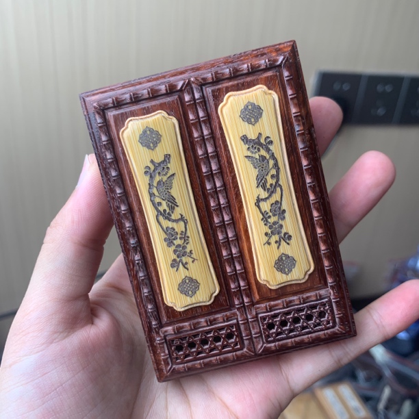 红木双格黄蛉盒64/90/20毫米精工制作