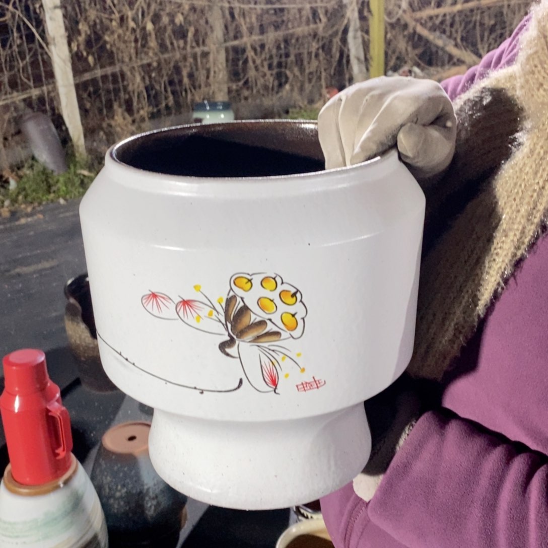 红陶口20高26～～～