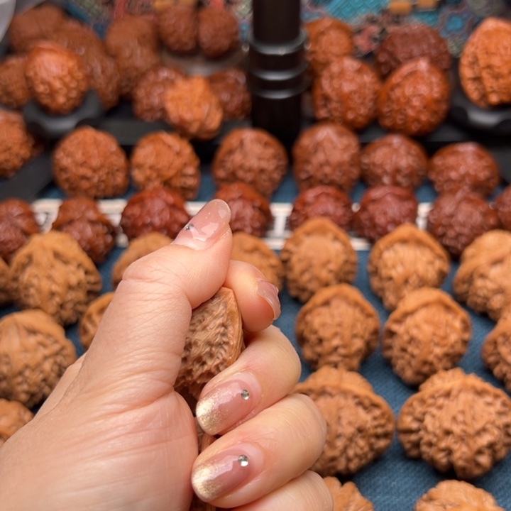 桃核吊坠个哥哥哥哥