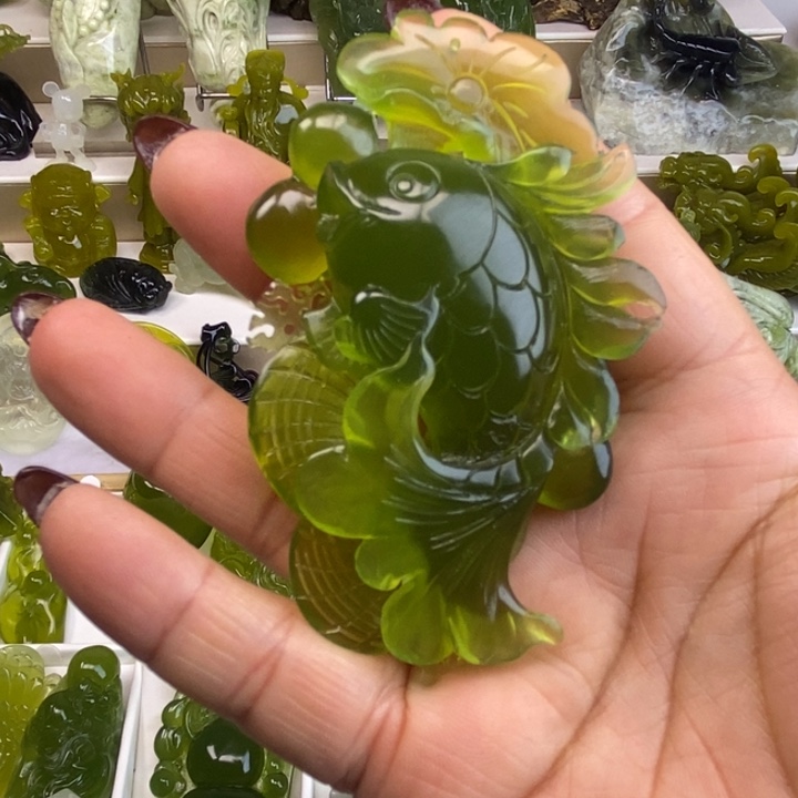 蛇纹石玉颈饰未镶嵌曙*