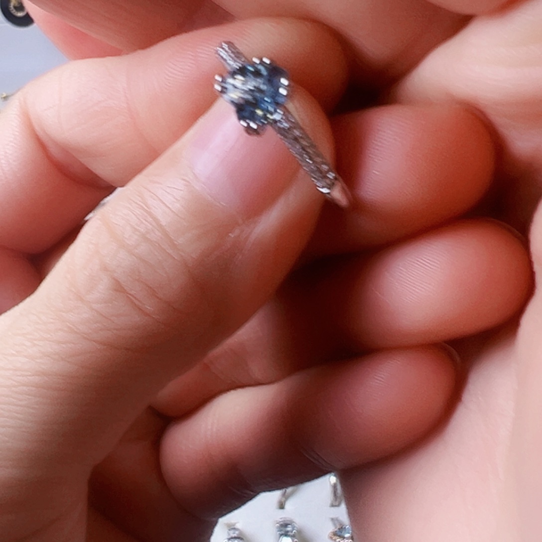 芳****戒圈银S925镶嵌海蓝宝石15号拍三发一