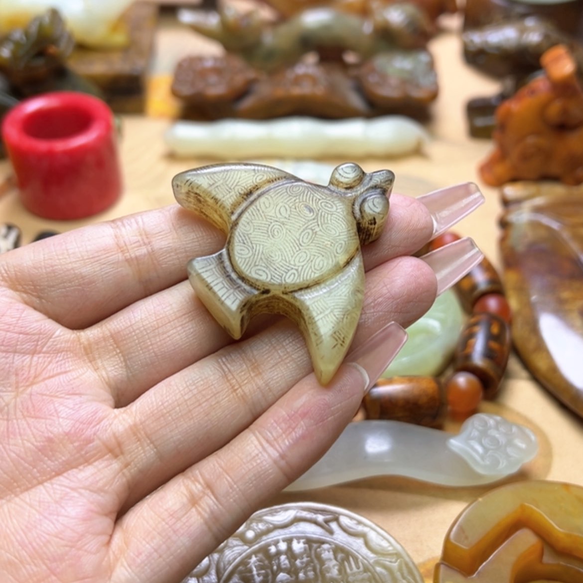 【闪购商品】蛇纹石玉颈饰未镶嵌