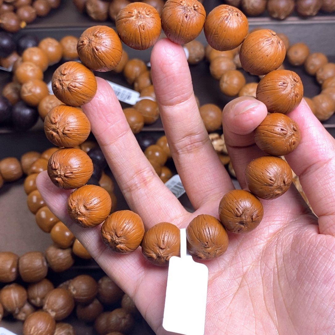 刘***含紫金鼠手串16加菲猫天然眼