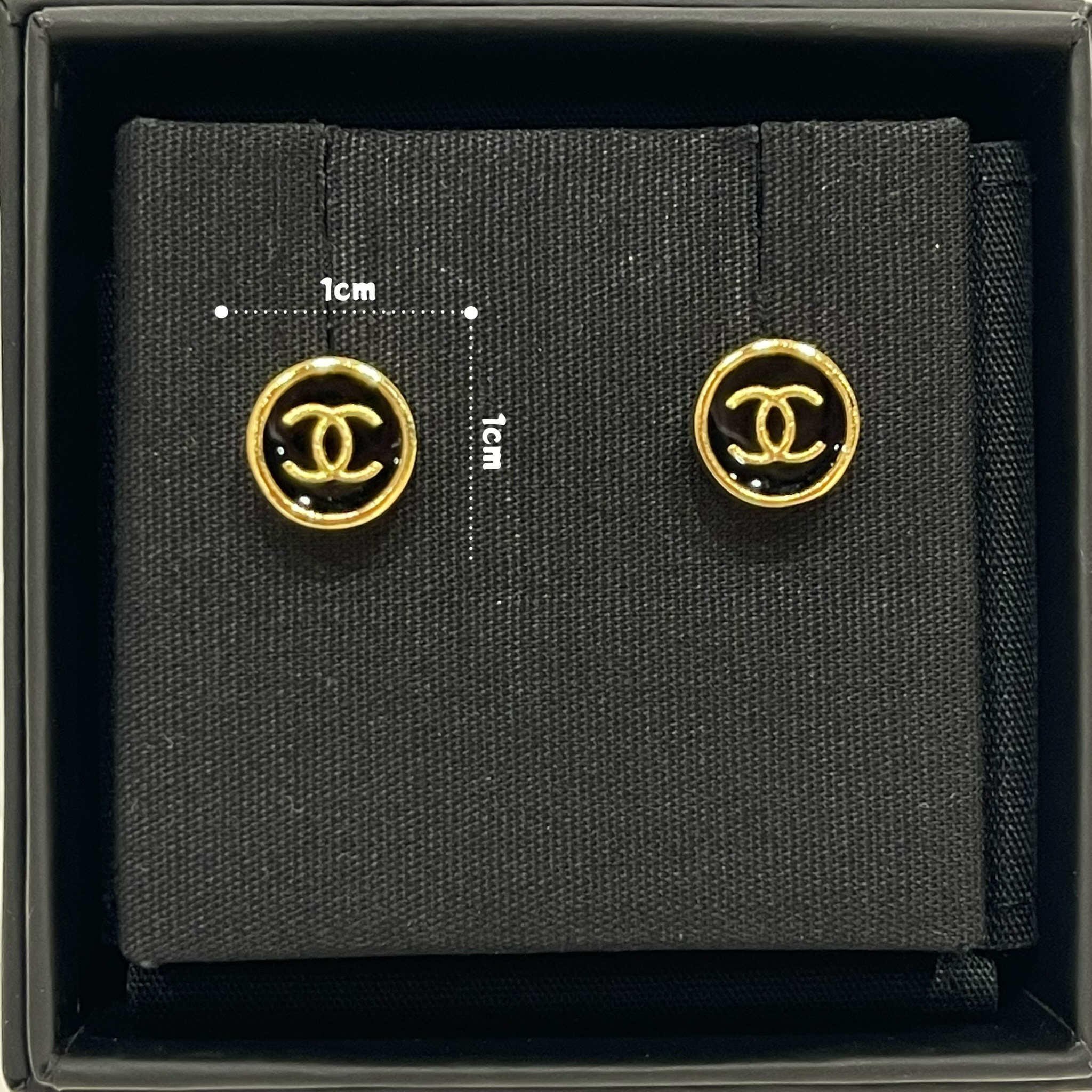未使用 Chanel/香奈儿  25K黑色双C豆豆纽扣圆圈耳钉