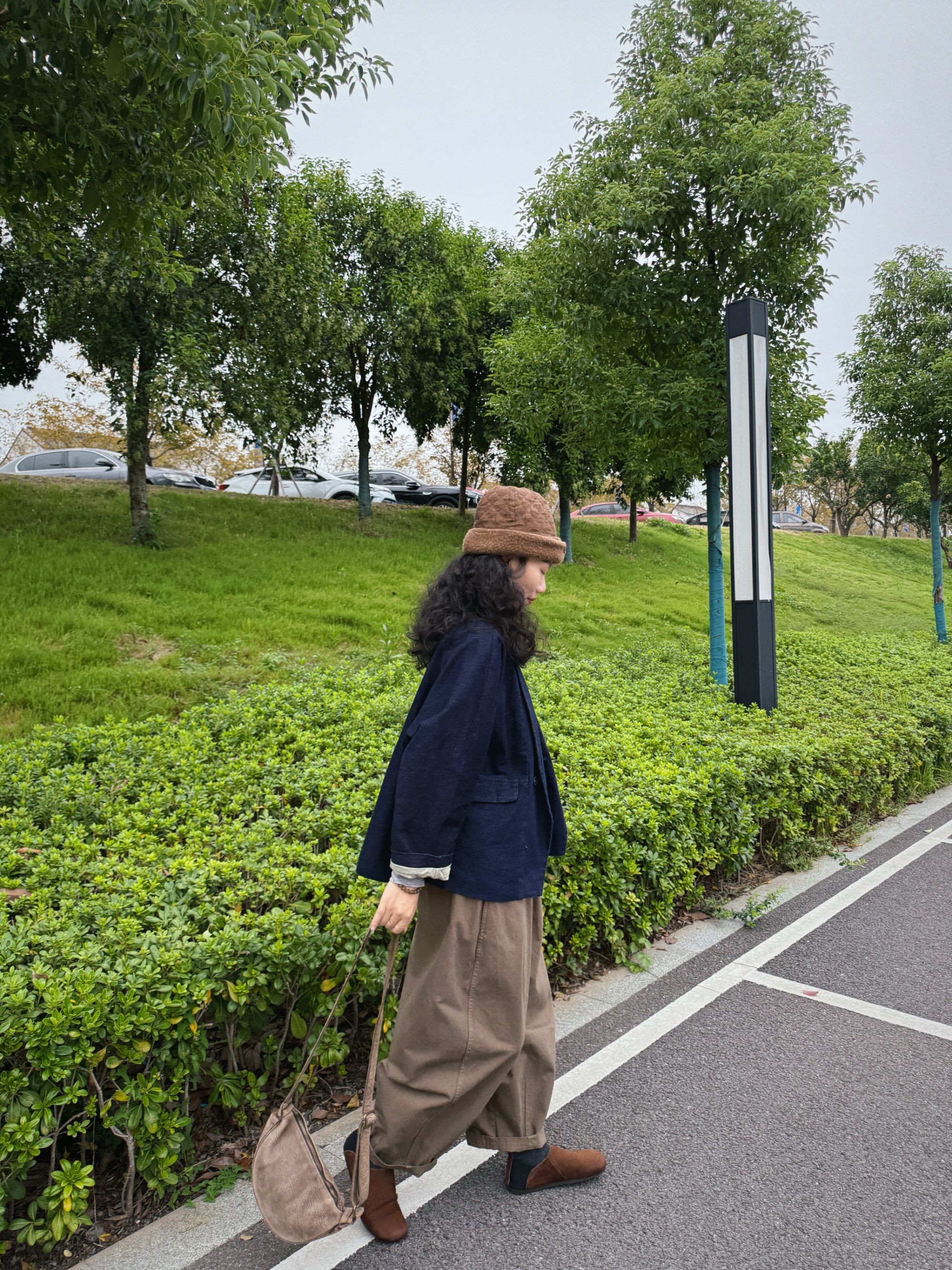 小璞「双排口休闲牛仔外套」文艺，复古，宽松，有调性。