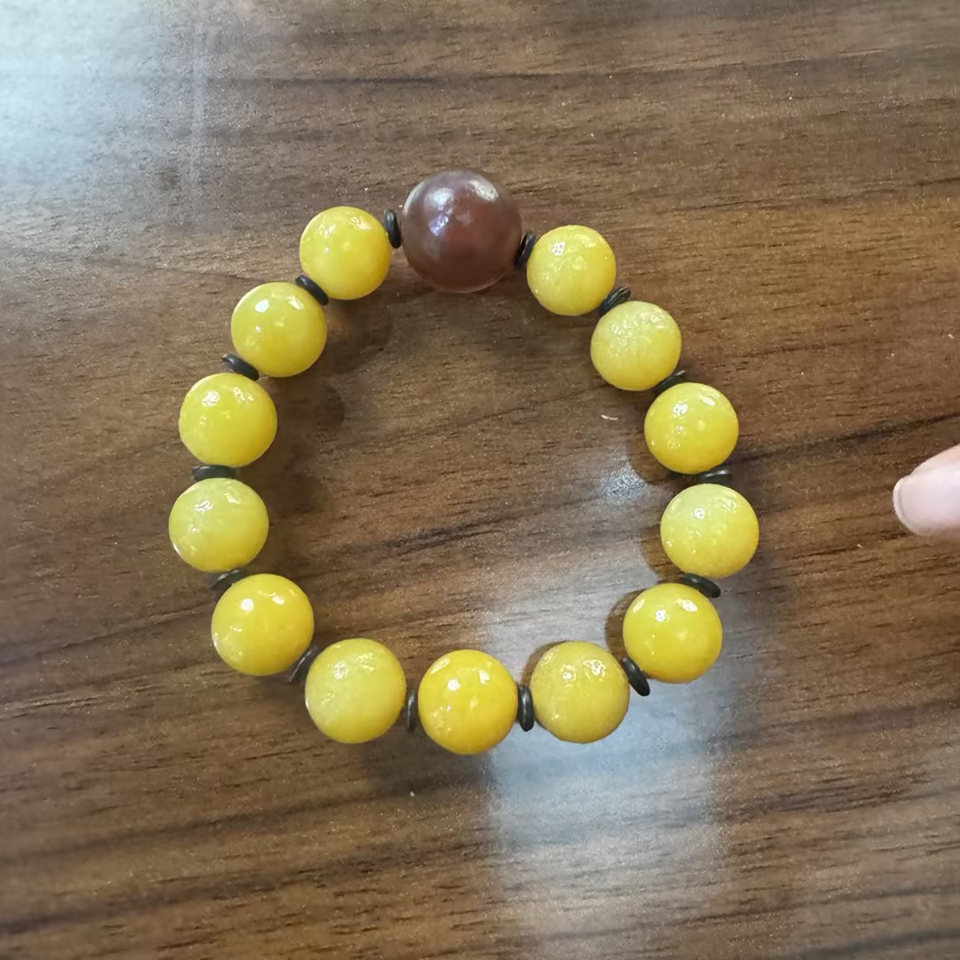 鸡油黄手串YQ-0302