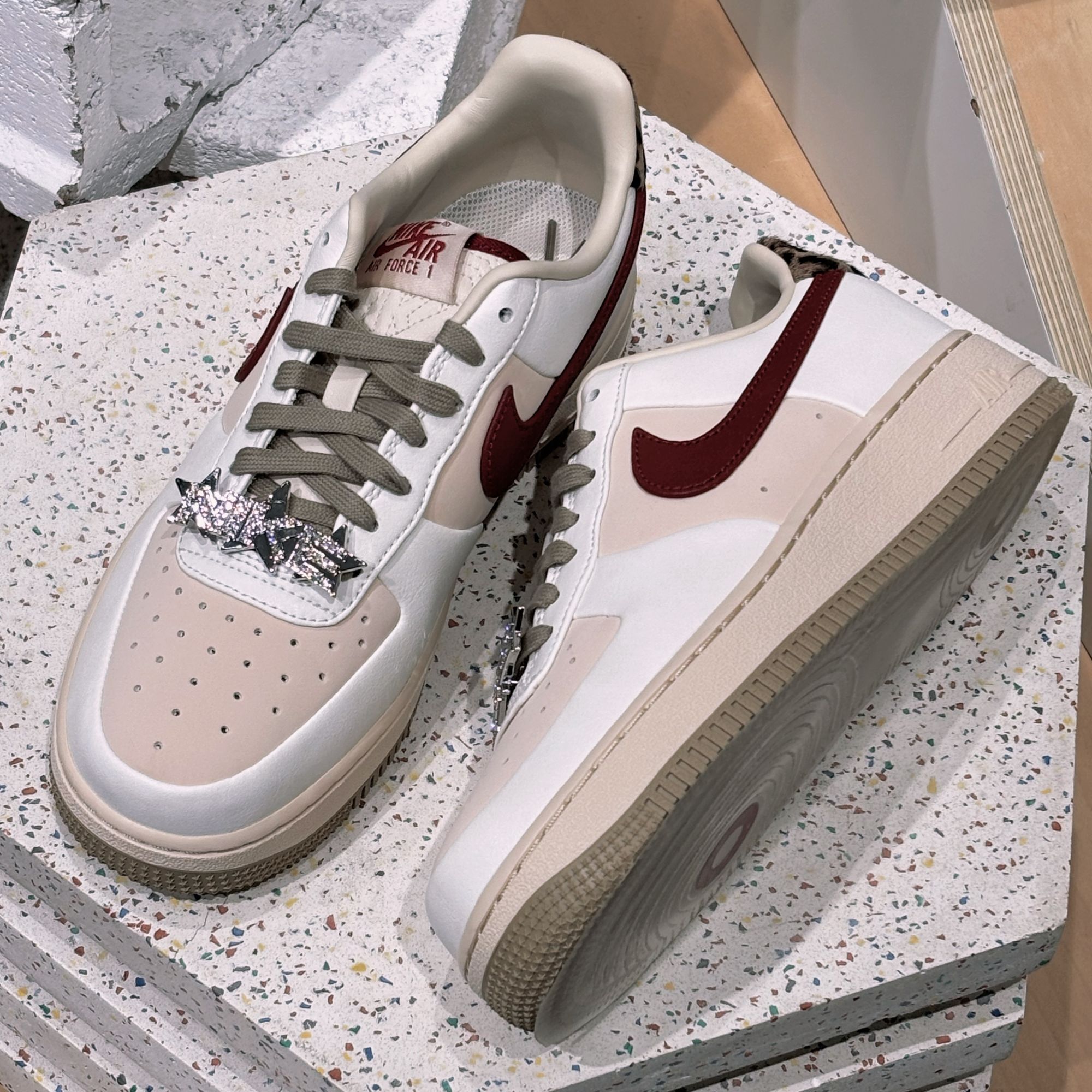 NIKE/耐克【可自提】男女款空军一号复古流光风百搭板鞋 IM7510-262