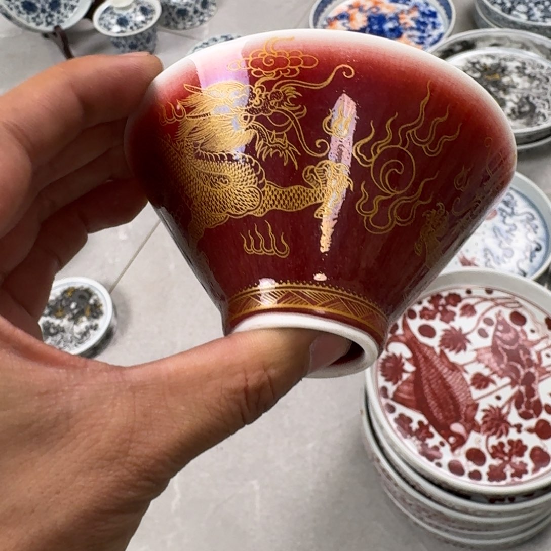 摆件郎红双龙斗笠杯