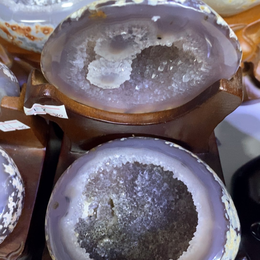 水晶摆件未镶嵌好好