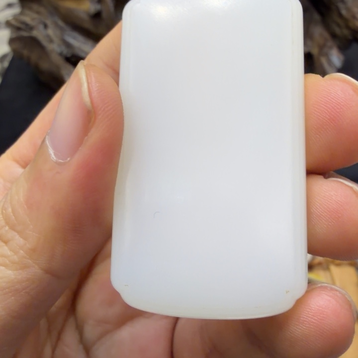 浩***气和田玉未镶嵌挂件