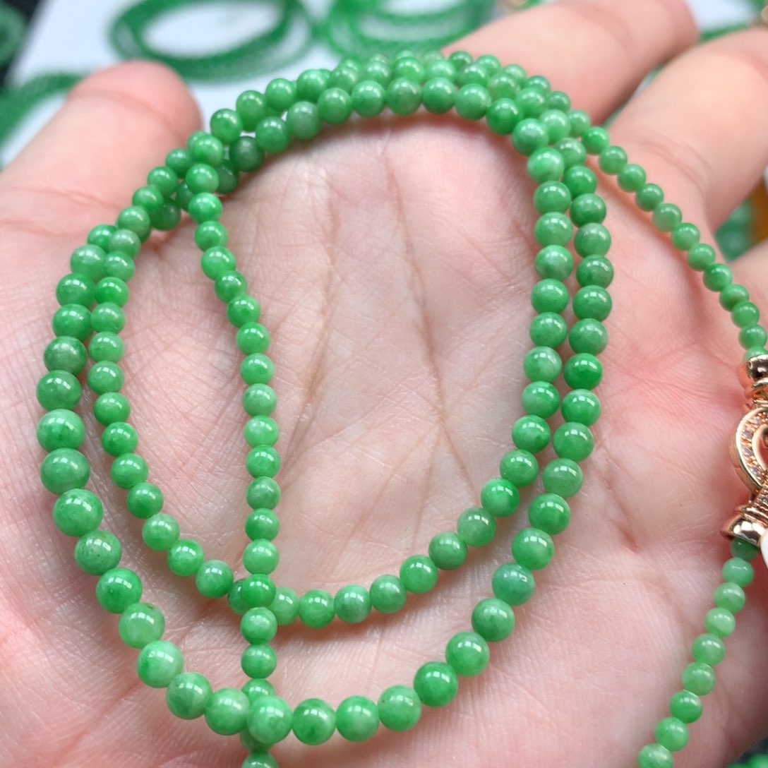 翡翠手链未镶嵌翡翠