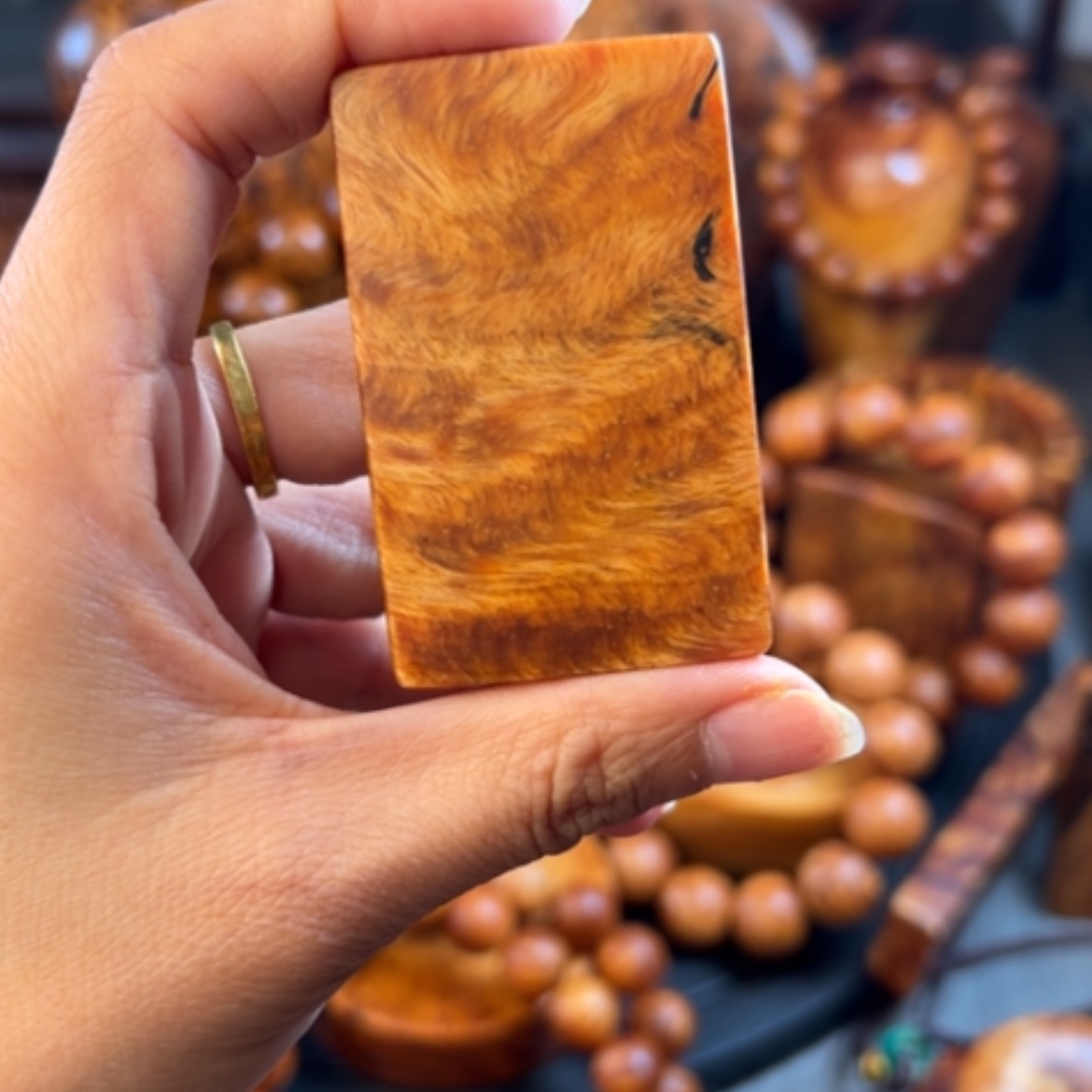 【闪购商品】松木（琥珀木）把件