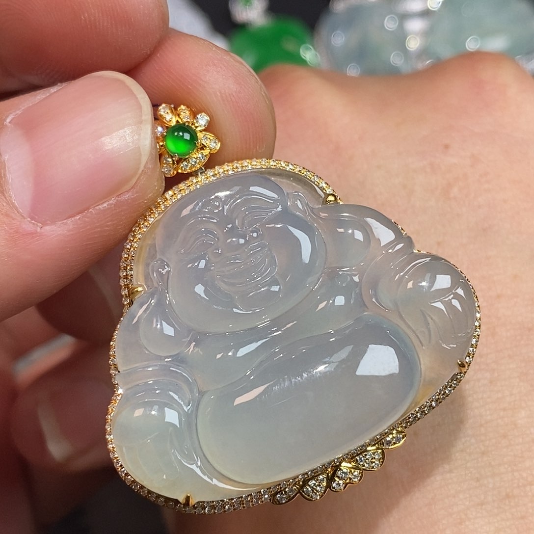 翡翠颈饰18K金镶嵌佛公