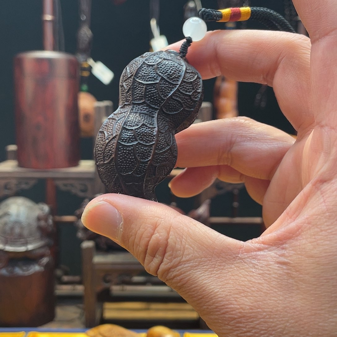 檀香紫檀（小叶紫檀）花生