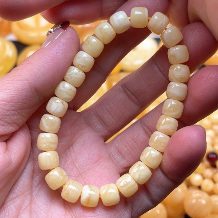 蜜蜡裸石未镶嵌蜜蜡手串